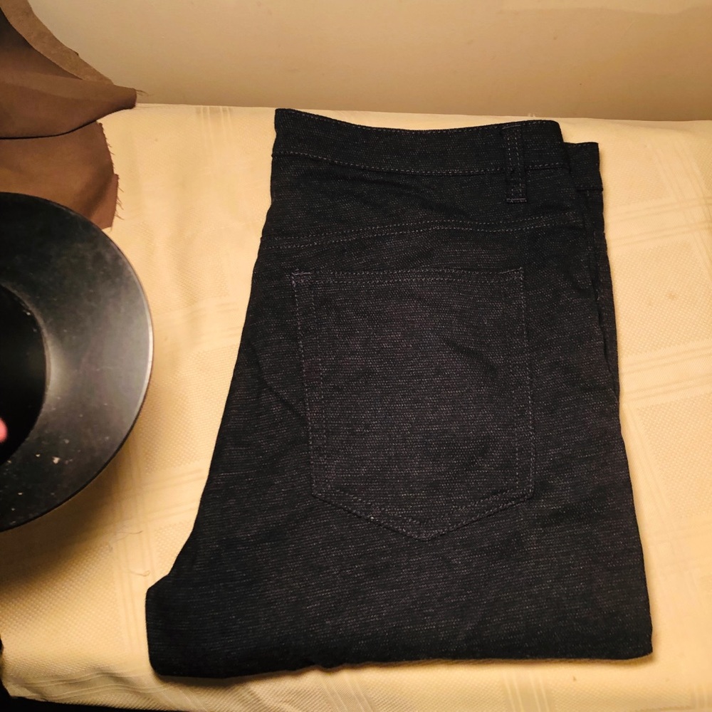 Men’s POINT ZERO pants. Size 36